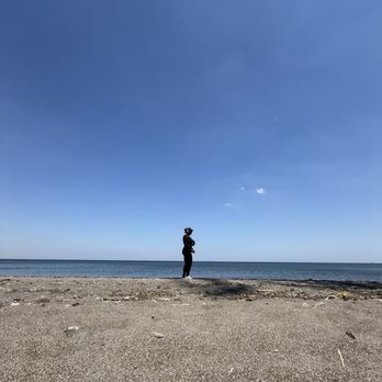 Van Wagners Beach - Beaches Near Me - Hamilton, Ontario Van Wagners Beach - Beaches Near Me - Hamilton, Ontario