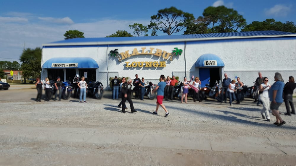 New Malibu Lounge and Market, Pensacola Roadtrippers