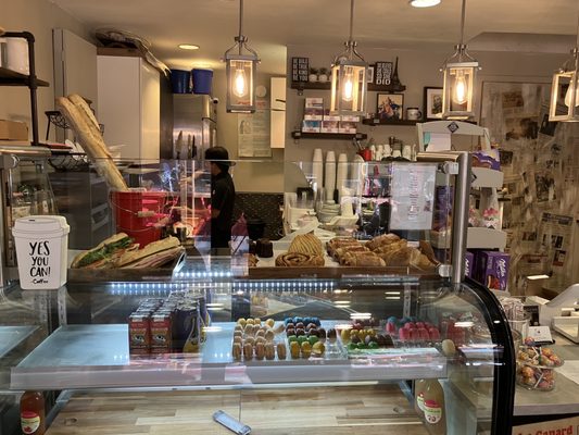 Chez les Frenchies by null