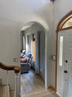 Blair Evan Home Improvements Logo