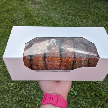 Peck And Bushel Fruit Company - Apple cider donuts! Definitely a must-try. - Pick Your Own Farms Near Me - Colgate, Wisconsin Peck And Bushel Fruit Company - Apple cider donuts! Definitely a must-try. - Pick Your Own Farms Near Me - Colgate, Wisconsin