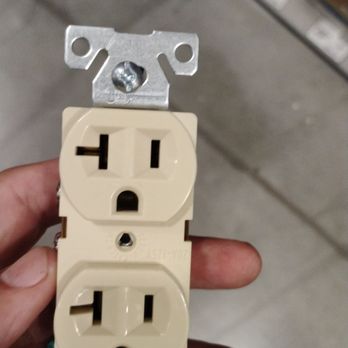 Gold Star Electric - Plug - Electricians Near Me - Van Nuys, California
