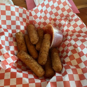 Reds Golden Eagle Grill - Mozzarella sticks - Sports Bars Near Me - Sparks, Nevada Reds Golden Eagle Grill - Mozzarella sticks - Sports Bars Near Me - Sparks, Nevada