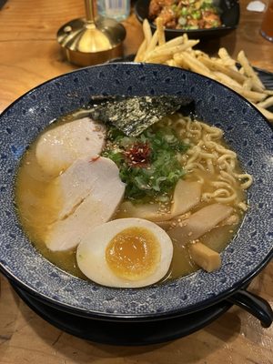 HINODEYA Ramen & Bar Chestnut by null