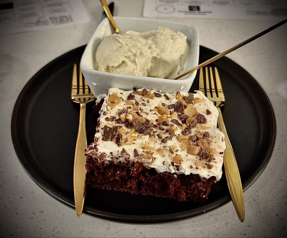 Sip And Shop Cafe & Boutique Logo