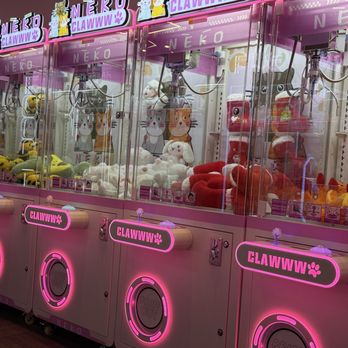 Neko Clawww - Arcades Near Me - Roseville, Minnesota Neko Clawww - Arcades Near Me - Roseville, Minnesota