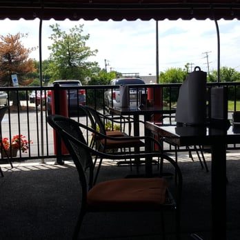 Dad's Pub & Grub - Simple and relaxing, nice breeze. - Gastropubs Near Me - Monroeville, Pennsylvania