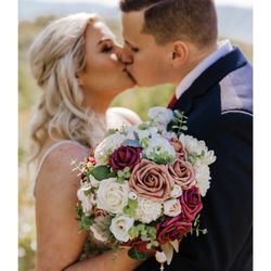 Hollie And Pine Floristry - Daigle Wedding 2020
