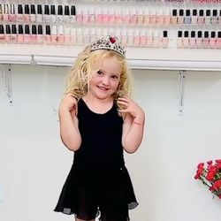 Ace Nail Shop - Princess Domino, VIP  Ace nails customer.