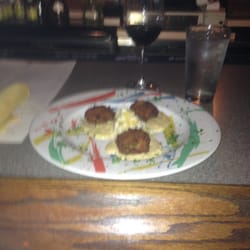 Crawfish and crab cakes with a glass of Pinot Noir.