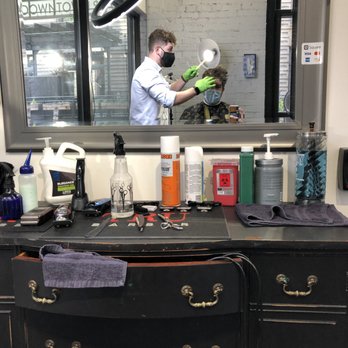 Classics - Andy's station - Barbers Near Me - St. Louis, Missouri