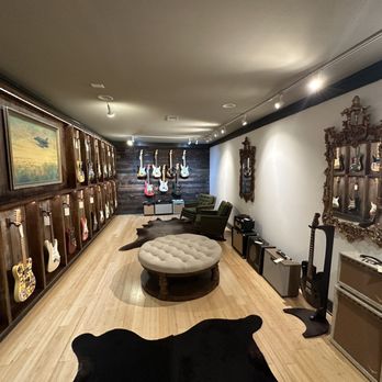 Casino Guitars - Private room - Guitar Stores Near Me - Southern Pines, North Carolina