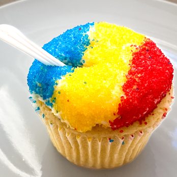 SusieCakes - Marin - Special Sno-Cone cupcake! - Bakeries Near Me - Greenbrae, California SusieCakes - Marin - Special Sno-Cone cupcake! - Bakeries Near Me - Greenbrae, California