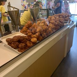 Beard Papa's