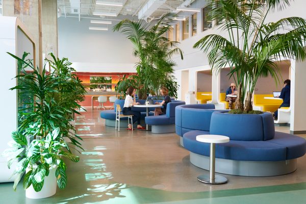 HATCHWAYS WORKSPACE - Updated July 2025 - 11 Photos - 2346 Victory Park ...