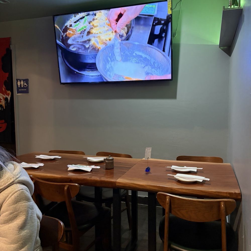 Kigawa Bistro - Tv with cooking show on - Sushi Bars Near Me - San Leandro, California Kigawa Bistro - Tv with cooking show on - Sushi Bars Near Me - San Leandro, California