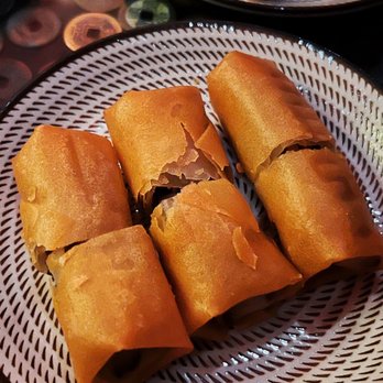 Mott 32 - Shredded Peking Duck, Mushroom Spring Roll - Chinese Near Me - Las Vegas, Nevada