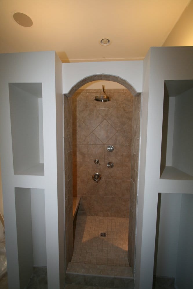 CREATIVE FLOORING BY DESIGN Updated October 2024 126 S Prairie St