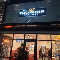 The Peach Cobbler Factory - Outside of The Peaxh Cobbler Clarksville.