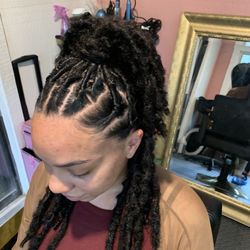 Chrisslayè All Things Beauty - Loc retwist