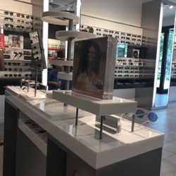 Sunglass Hut