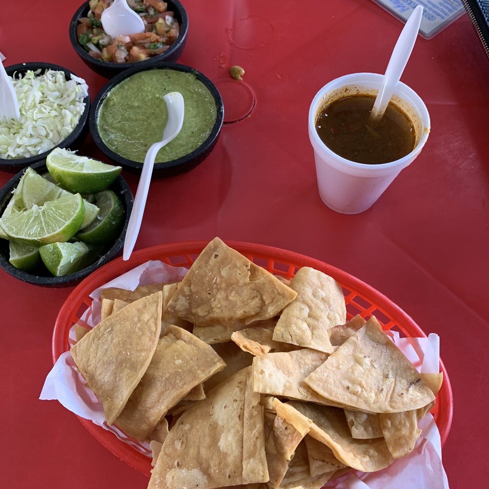 Mariscos el Mazateño - Chips and fresh home made salsa along with a consume. - Mexican Near Me - Tijuana, BCN Mariscos el Mazateño - Chips and fresh home made salsa along with a consume. - Mexican Near Me - Tijuana, BCN