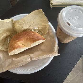 Olsen & Company - Cafes Near Me - Saugerties, New York