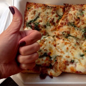 Amina Pizzeria - Spinach and garlic French bread pizza. UNBELIEVABLE! - Pizza Near Me - Honolulu, Hawaii