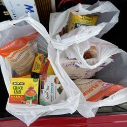 SV Groceries - Yummies and flour. Wonderful tea!