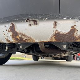 Undercarriage damaged, needs repair. All metal, rails, under the carpeting rusted. Worse parts in the engine/ motor are rusted due to flood Undercarriage damaged, needs repair. All metal, rails, under the carpeting rusted. Worse parts in the engine/ motor are rusted due to flood
