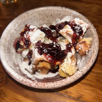 Hunter’s Kitchen & Bar - Mini waffles - Bars Near Me - Boston, Massachusetts Hunter’s Kitchen & Bar - Mini waffles - Bars Near Me - Boston, Massachusetts