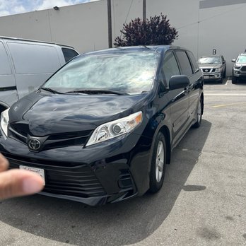 Auto Republic Fullerton - Car Dealers Near Me - Fullerton, California