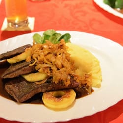 Restaurant Goldnes Fass - Rinderleber mit Zwiebeln und Kartoffelbrei