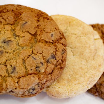 Sweet Reba's - Chocolate chip, snickerdoodle and kitchen sink or raisin cookie? - Bakeries Near Me - Carmel, California