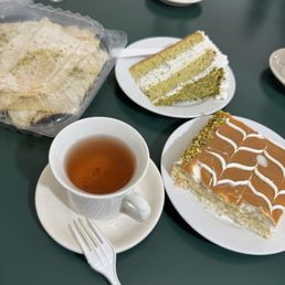 Pistachio Cake