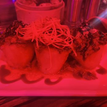 Vaka Restaurant - Mofonguitos De Yuca - Sushi Bars Near Me - Lawrence, Massachusetts