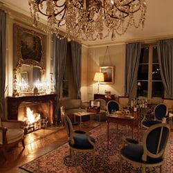 Domaine des Hauts de Loire - Le salon dans le bâtiment  principal