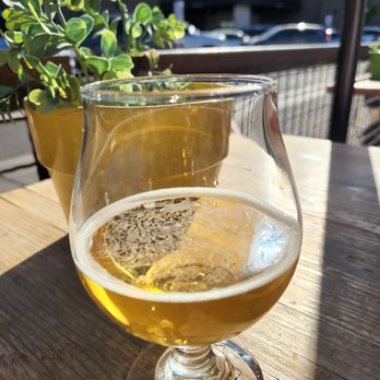 Dark Sky Brewing - Afterthoughts 3.5/5 - Breweries Near Me - Flagstaff, Arizona