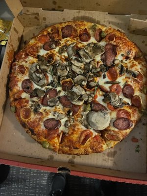 Old Chicago Pizza + Taproom by null