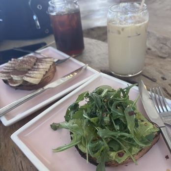 Captain + Stoker - Iced vanilla latte, iced Captain's blend, avocado toast, banana and peanut butter toast - Coffee Roasteries Near Me - Monterey, California