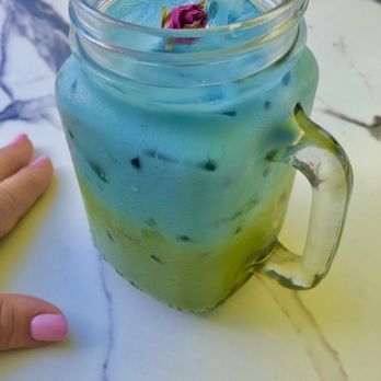Tryst Caffe - Matcha Rose Butterfly Latte - Cafes Near Me - Beverly Hills, California Tryst Caffe - Matcha Rose Butterfly Latte - Cafes Near Me - Beverly Hills, California