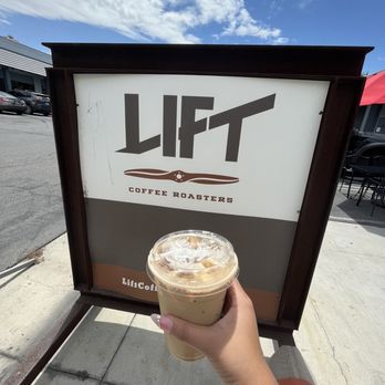 Lift Coffee Roasters - Macadamia Nut latte with Coconut flakes! - Coffee & Tea Near Me - Riverside, California
