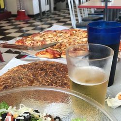 Doc's Pizza