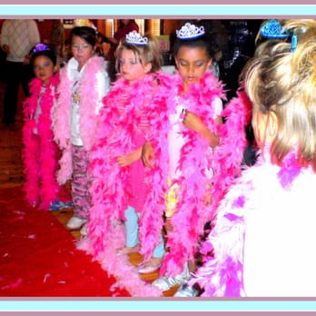 Pink Party Express - Princess Spa Party in New Jersey - Party & Event Planning Near Me - Echelon, New Jersey