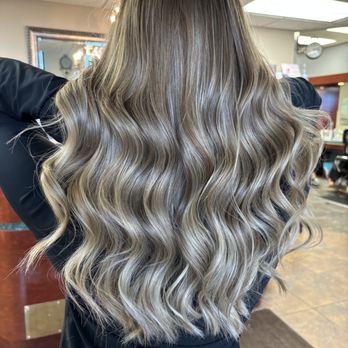 Styles by Rasha - Hair Stylists Near Me - Flint, Michigan Styles by Rasha - Hair Stylists Near Me - Flint, Michigan