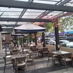 Barker Hotel - Beer Garden