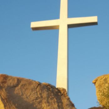 Mount Rubidoux Trail - Cross on top of Mt. Rubidoux - Hiking Near Me - Riverside, California