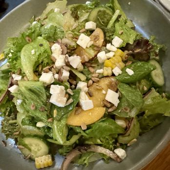 Trillium Brewing - Fort Point - Summer peach salad - Breweries Near Me - Boston, Massachusetts
