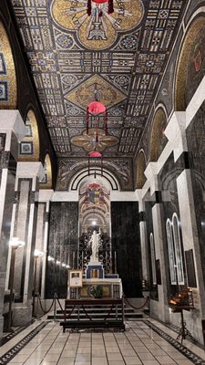 The Cathedral Basilica of St. Louis by null