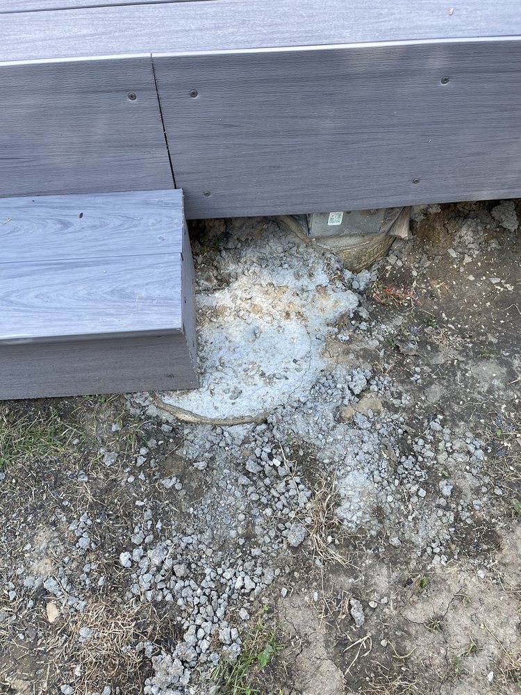 DANE COUNTY FENCE AND DECK Updated July 2024 19 Photos 803 Walsh